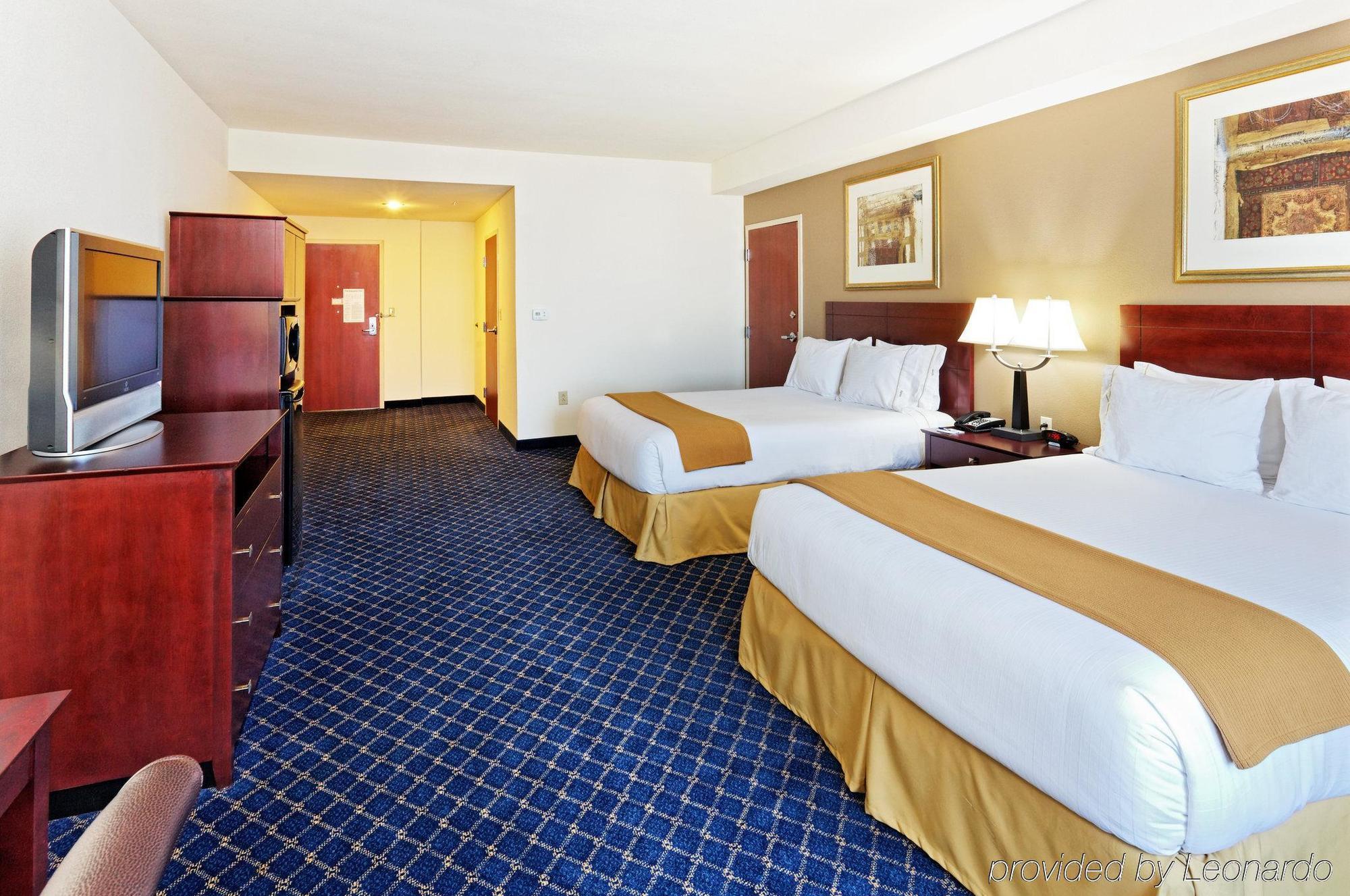 Holiday Inn Express & Suites Cookeville By Ihg Phòng bức ảnh